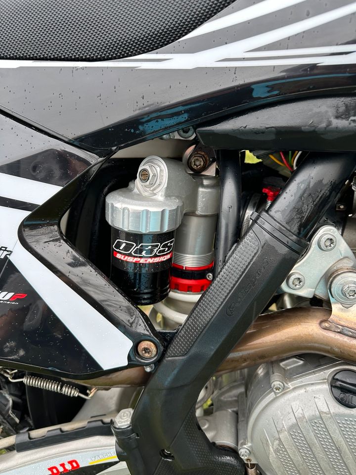 KTM SX-F 250 | ORS Fahrwerk | mit Zubehör in Brandis