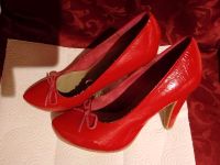 Tasche neu u. High Heels Gr. 38 in Rot Baden-Württemberg - Aidlingen Vorschau