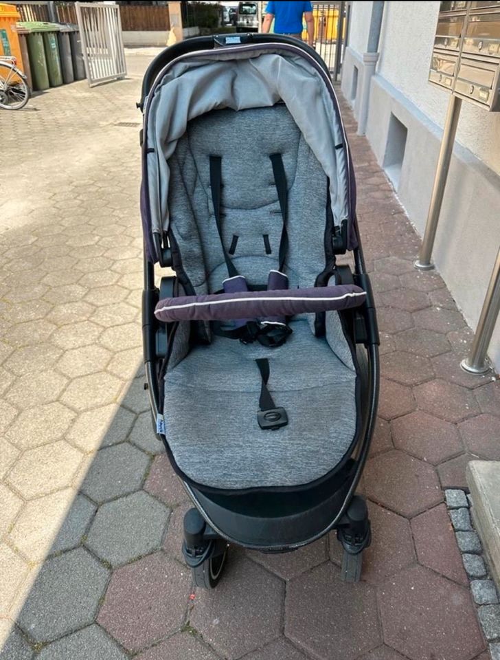 Hauck Kinderwagen Set 4in1 in Augsburg