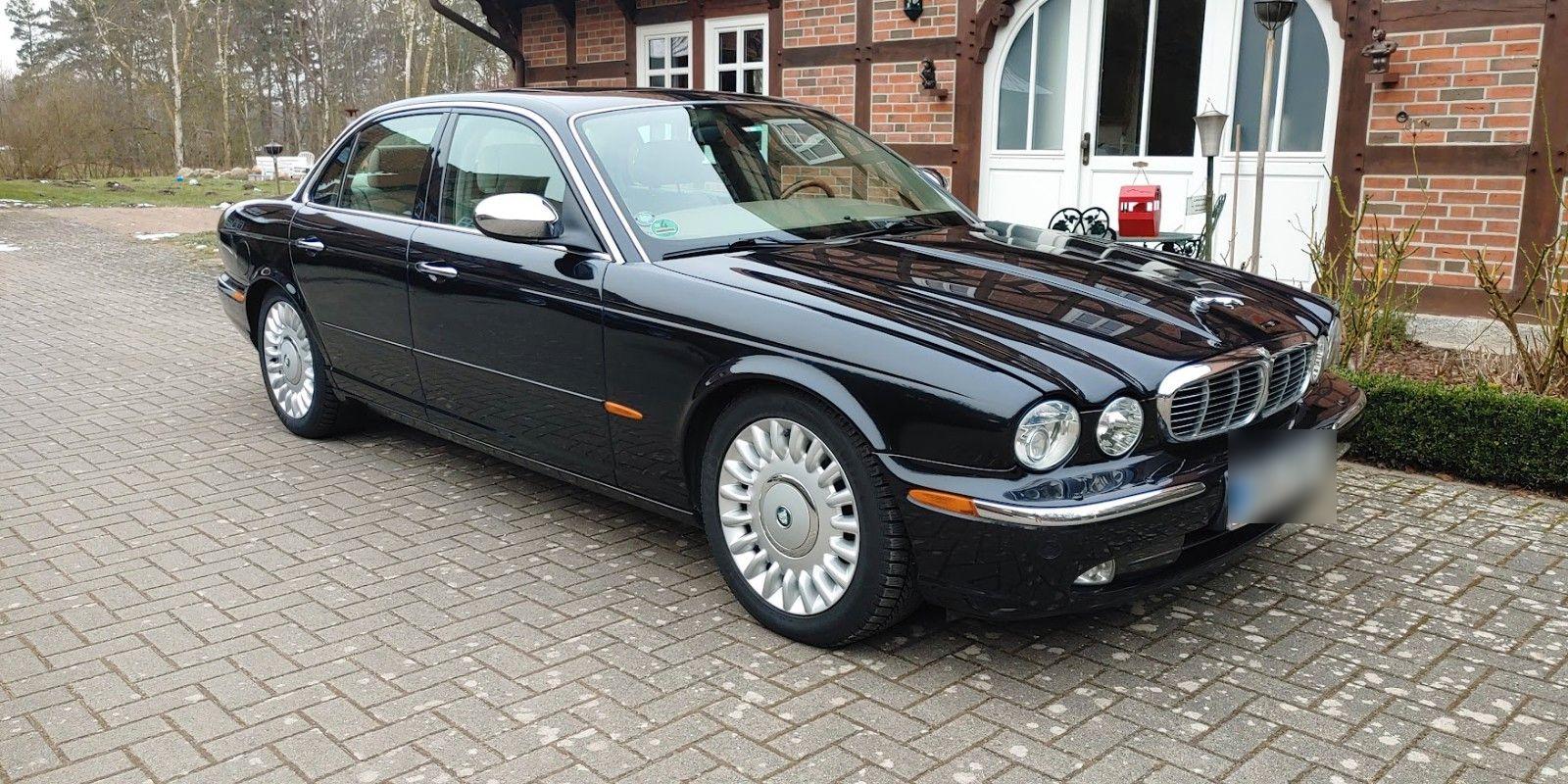 Abbildung des Autos Jaguar XJ Super V8 - Rar…