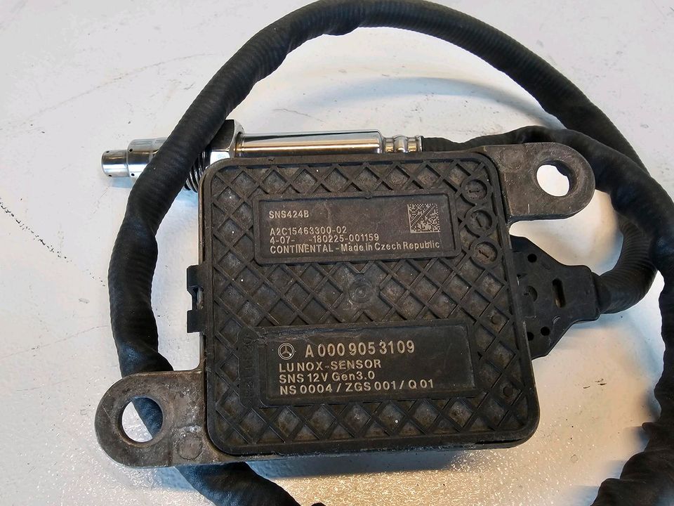 Mercedes Benz A0009053109 Steuergerät NOX Sensor Lambdasonde in Niederkassel