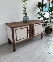 Nussbaum Kommode/Sideboard Vintage 50er Schrank Braun Landhaus Bochum - Bochum-Nord Vorschau