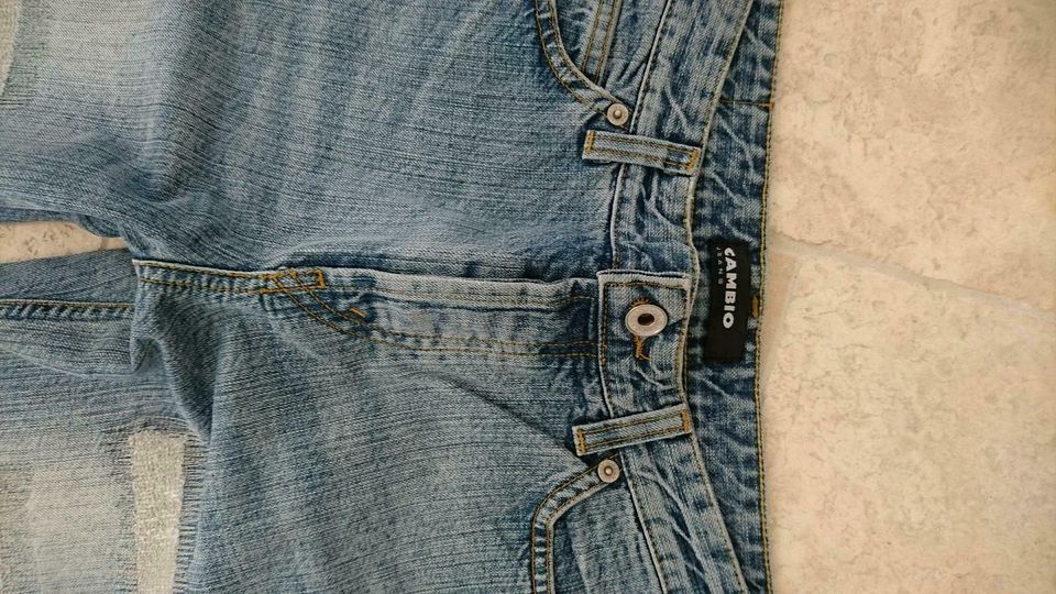 Cambio Jeans blau, Gr. 30 in Ballrechten-Dottingen