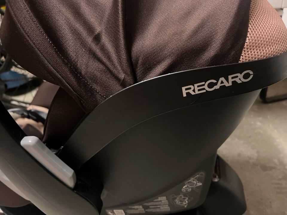 Maxi Cosi Recaro Babysitz inkl isofix Station in Neustadt an der Weinstraße