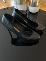 Sehr hübsche Buffalo Pumps Neupreis: 129 Euro München - Bogenhausen Vorschau