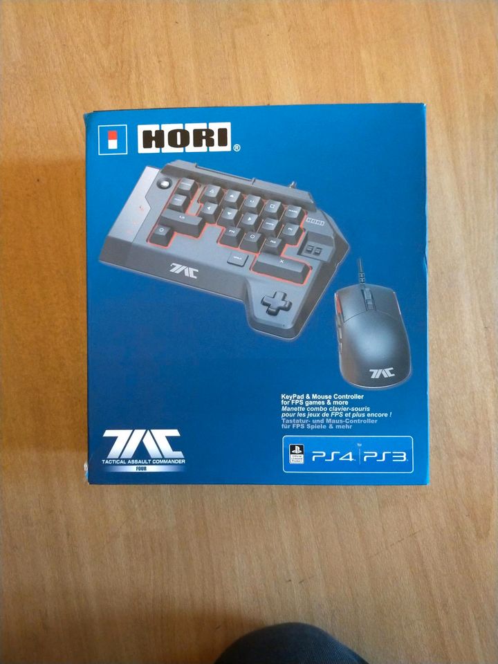 Hori TAC Gaming Tastatur mit Maus für PS4 in Berlin