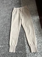 3,50€ Moderne Sporthose Jogginghose in 140 in beige unisex Köln - Porz Vorschau