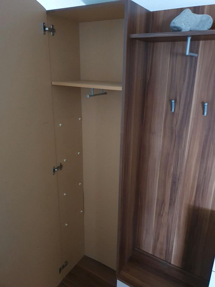 Garderobe Schuhschrank Flurschrank in Berlin