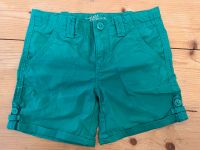 Tommy Hilfiger Kindershort Hose Gr.128 Sachsen-Anhalt - Halle Vorschau