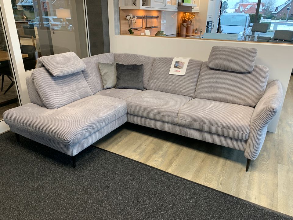 Sofa/Garnitur/Couch/Cord/Cord-Garnitur/L-Couch statt 2199€ in Westoverledingen