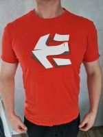 Etnies T-Shirt rot M VB 12 € Hessen - Wetter (Hessen) Vorschau