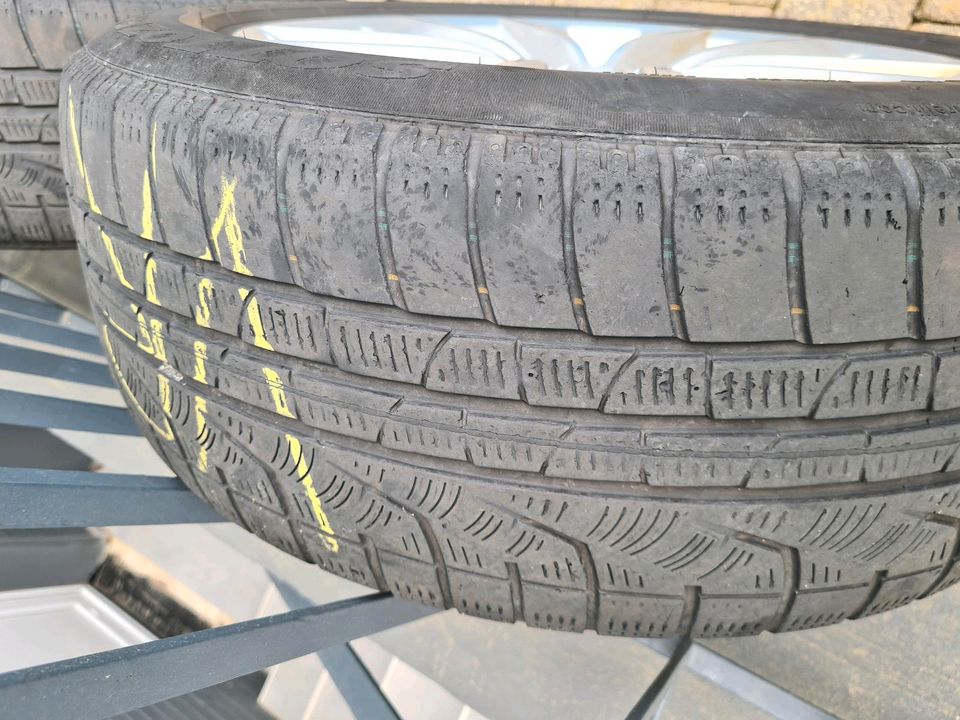 BMW X3 F25/ X4 F26 Winterreifen 245 50 R18 Pirelli SottoZero in Schwerte