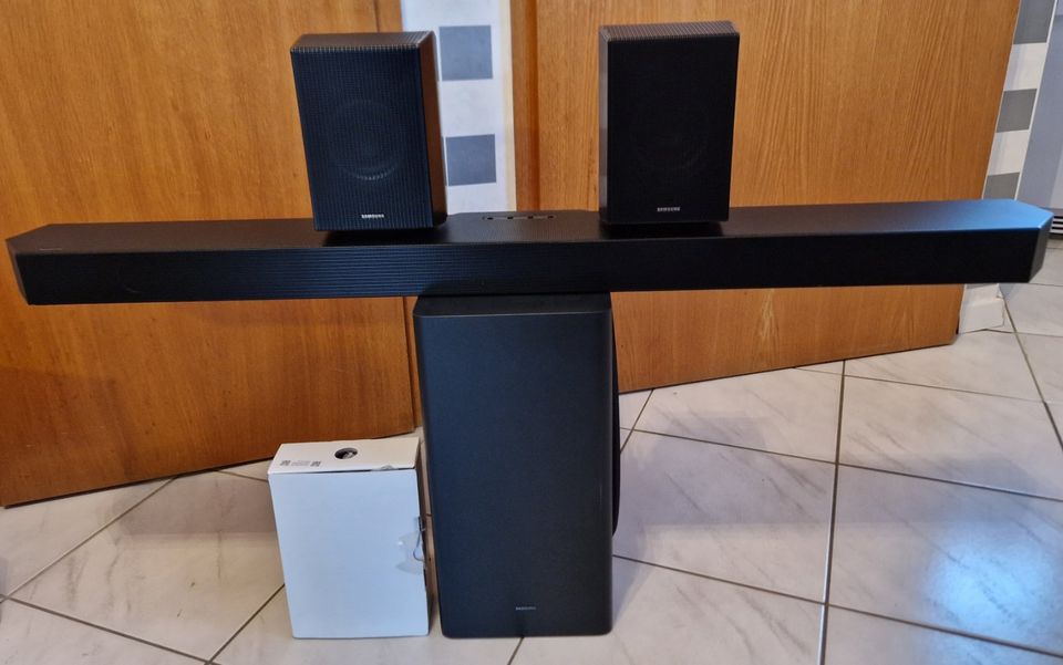 SAMSUNG Soundbar HW-Q930 mit Subwoofer und Lautsprecher, 9.1.4 in Schwarzenbek