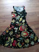Handmade Kleid Sommer Gr. 36 Blumen schwarz ärmellos Hessen - Feldatal Vorschau