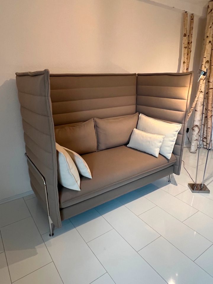Vitra. Alcove Highback Sofa/Designed by Ronan & Erwan Bouroullec in Grünberg