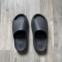 Yeezy Slide Gr. 38 ONYX Innenstadt - Köln Altstadt Vorschau