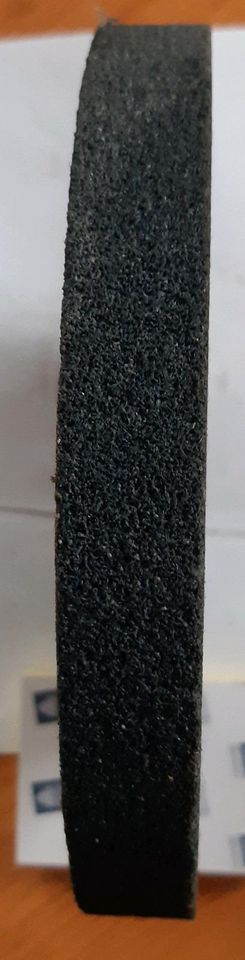 Schleifscheibe von FAG, ca. 175 x 20 mm, Bohrung 30 in Moosthenning