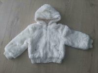 Kuschelige Jacke/Winterjacke 122/134 Nordrhein-Westfalen - Lage Vorschau