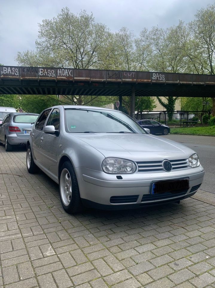 Volkswagen Golf 1.9 TDI Basis in Dortmund