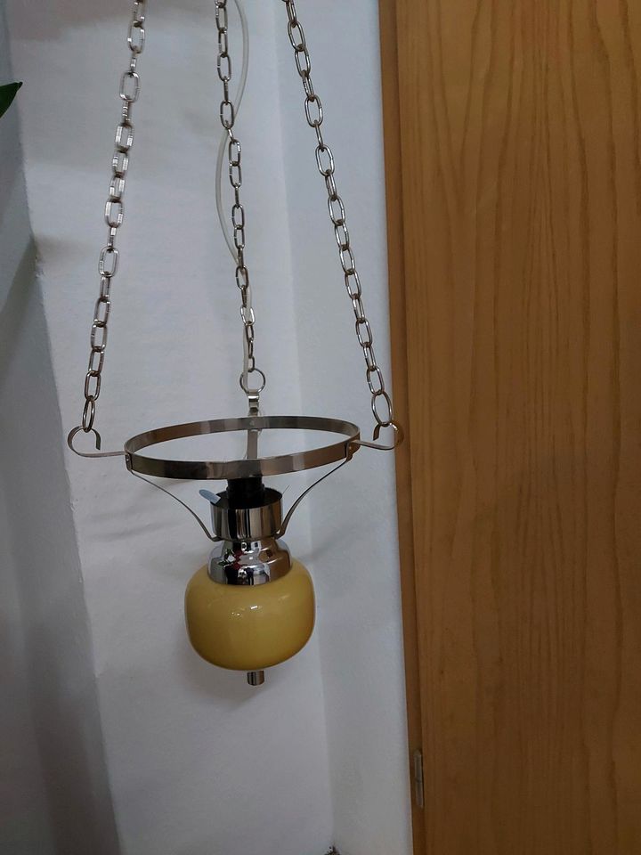 RETRO Vintage Leuchte Lampe Deckenleuchte mit Glasschirm in Erfurt