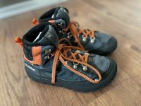 Quechua Winterschuhe Schuhe Gr. 33 Nordrhein-Westfalen - Neuss Vorschau