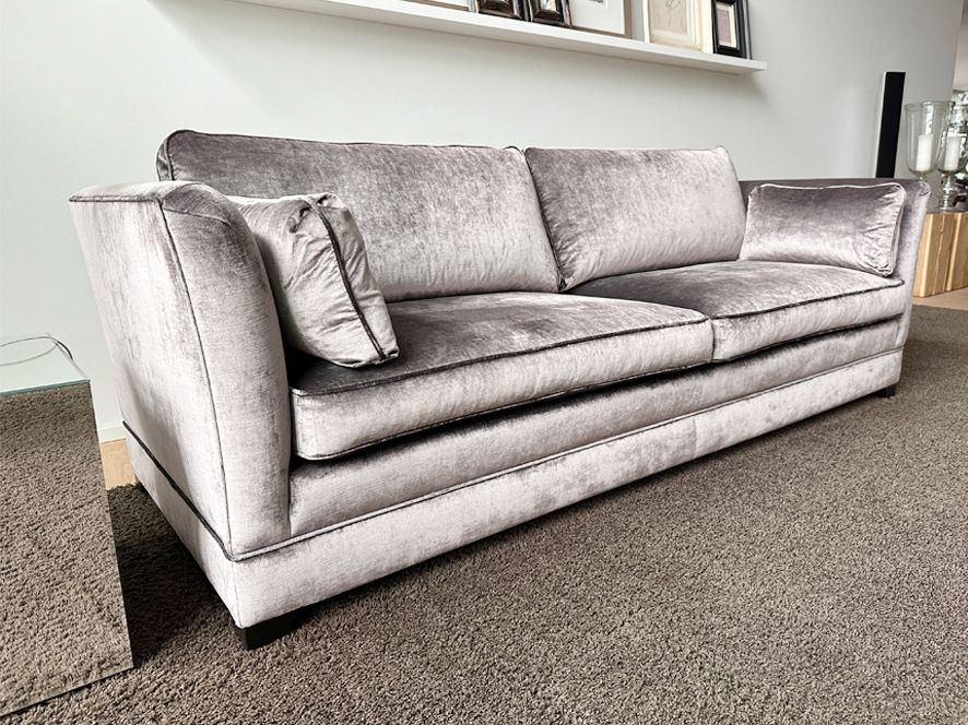 Hochwertiges Designer-Sofa – zeitlos, elegant, kuschelig in Hamburg