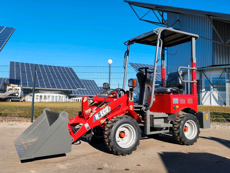 Der kleine Stallhelfer - Elektro Hoflader - Radlader in Westerheim