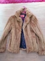 kunstpelzjacke beige Bayern - Kempten Vorschau