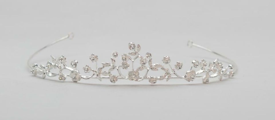 Diadem versilbert nickelfrei Strass Krone Haarschmuck in Meckenbeuren