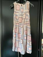 schönes vintage Sommerkleid creme/Pastell S/36 Hessen - Heuchelheim Vorschau
