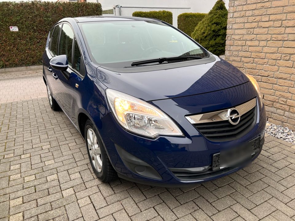 Opel Meriva 1.4 EZ 2012 Einparkhilfe, 117 TKM, Klima TÜV 08/2025 in Krefeld