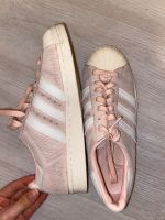 Adidas Superstar Damen 39 1/3 München - Schwabing-Freimann Vorschau