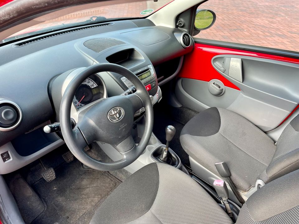 Toyota Aygo - TÜV/AU NEU - Auspuff NEU - 5 Türig - Klimaanlage in Sande