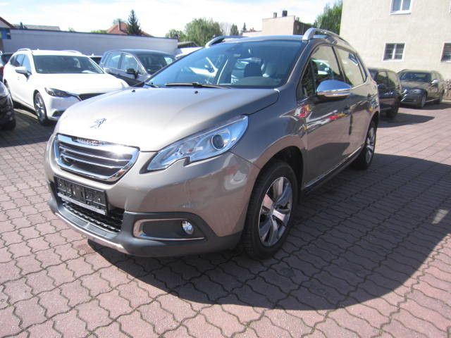 Peugeot 2008 Allure aus 1. Hand in Dresden