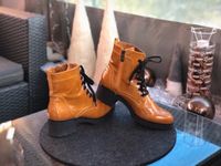 Marco Tozzi ❤️ Stiefeletten Ocker/Safran Berlin - Reinickendorf Vorschau