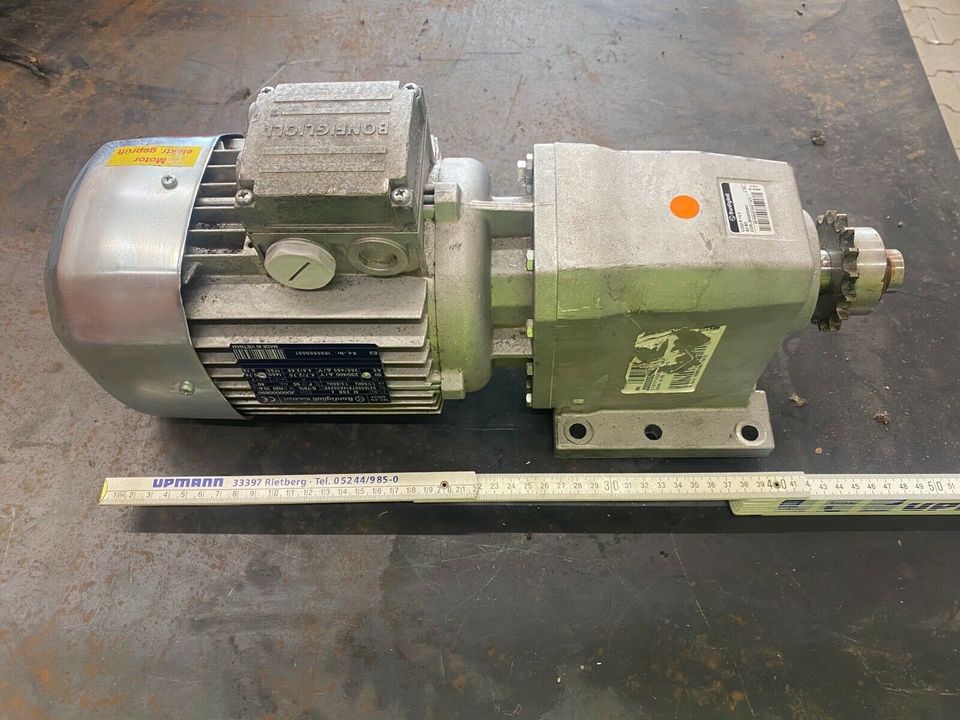 Elektromotor, S1, Getriebemotor, 1,1KW, 97 UPM, Brennholz, in Fulda