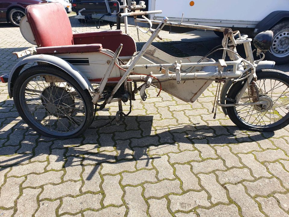 Oldtimer Meyra 3 Rad Rollstuhl in Bremervörde