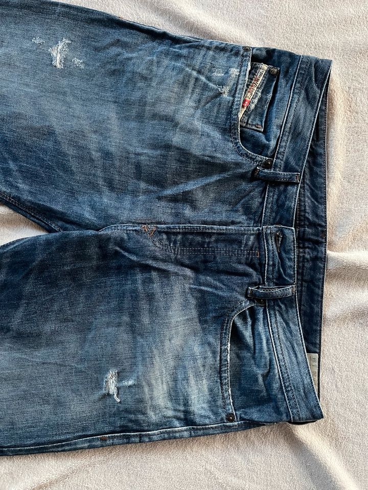 DIESEL JEANS / W 36 in Rehau