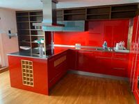 Küche in rot lackiert mit Geräten, Arbeitsplatte Edelstahl Bayern - Moosinning Vorschau