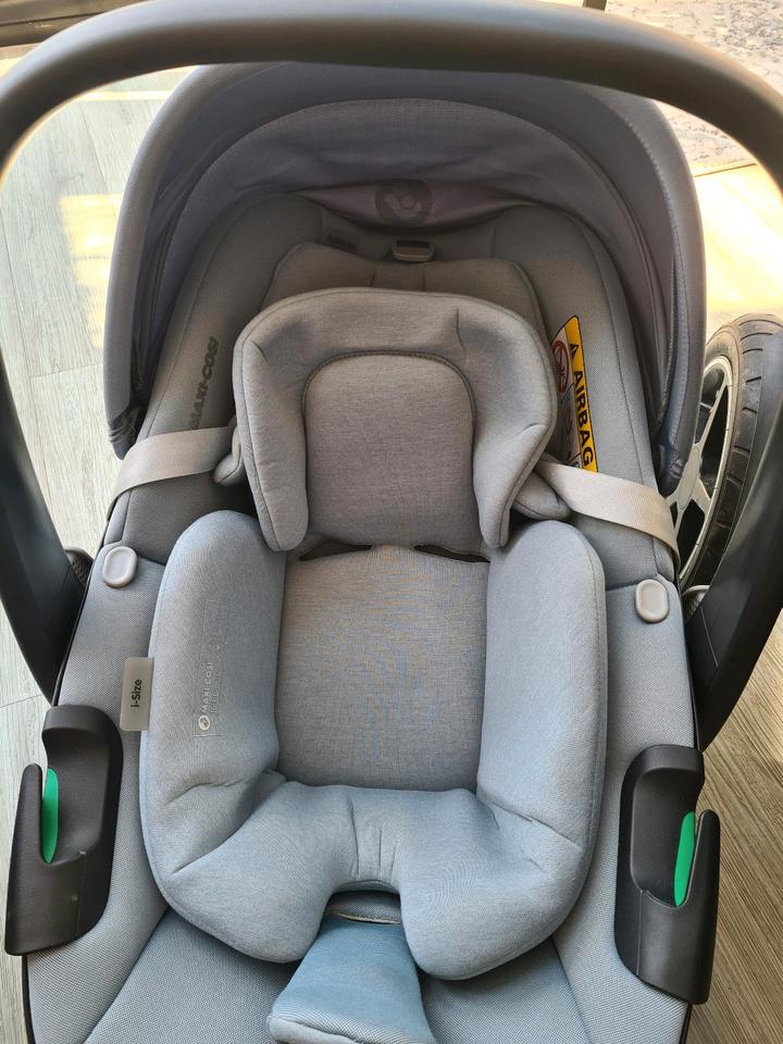 Kombikinderwagen Britax Römer mit Babywanne und Maxi Cosi in Saarwellingen