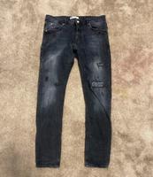 Zara Hose in Schwarz mit weißen Farb Details Hessen - Bad Homburg Vorschau