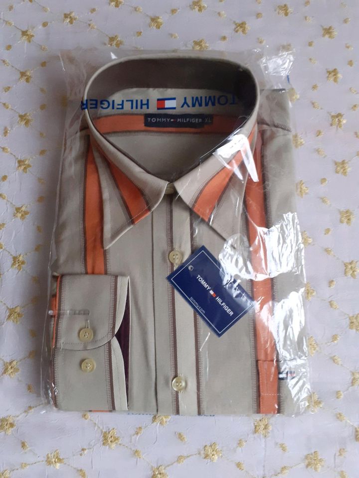 Tommy Hilfiger Herrenhemd Gr. XL NEU mit Etikett ! in Merzig