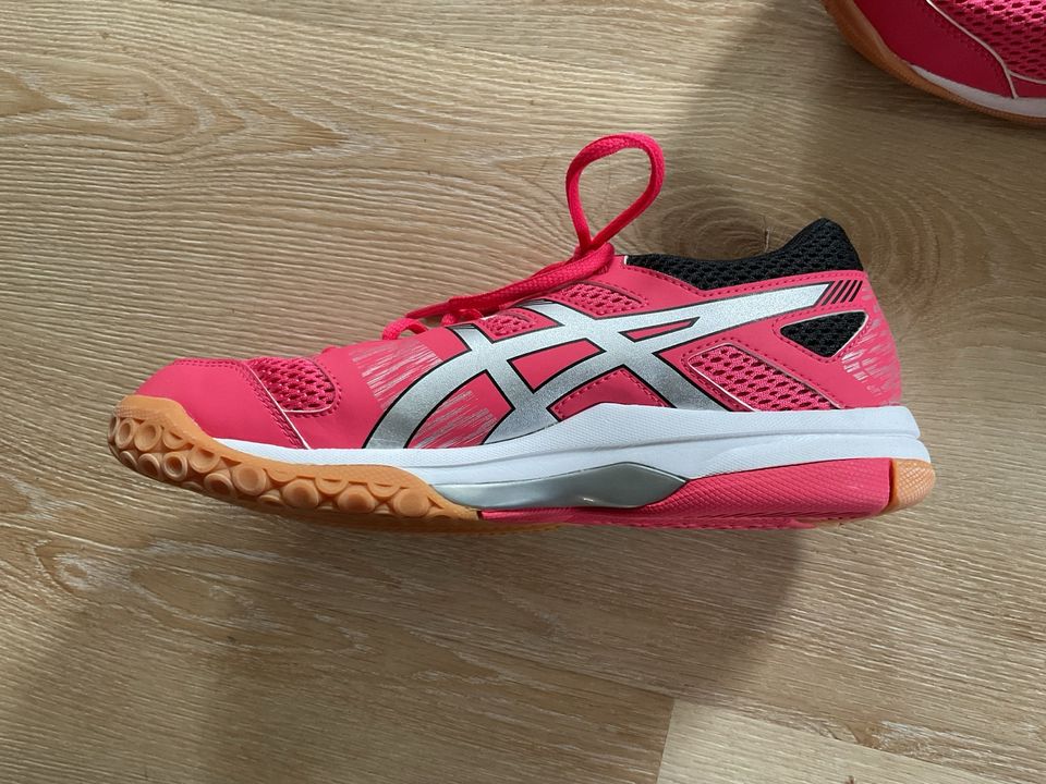 Asics 37/38 Turnschuhe Sportschuhe Hallenschuhe pink in Schwarzenberg (Erzgebirge)