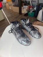 Football Schuhe Adidas gr.41 1/3 Hessen - Kirchhain Vorschau