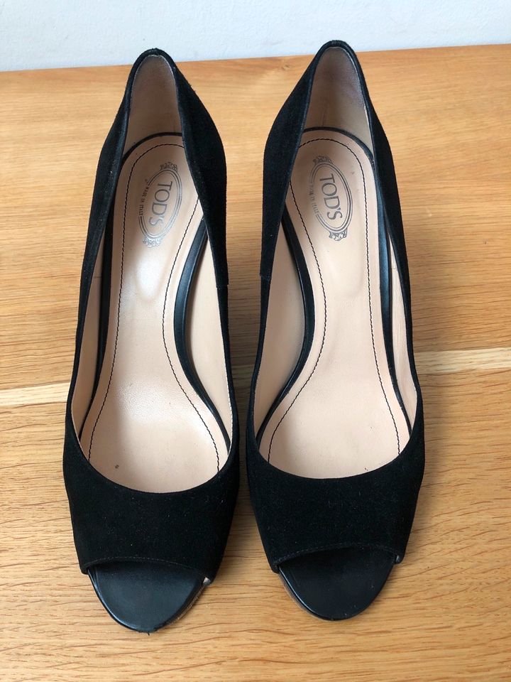 Tod's Pumps/Wedges/Peeptoes schwarz Gr. 38 in Saarbrücken