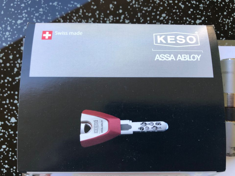 KESO - Profil-Doppelzylinder L30/30, 3 x K4000 Security-Card, OVP in Essen