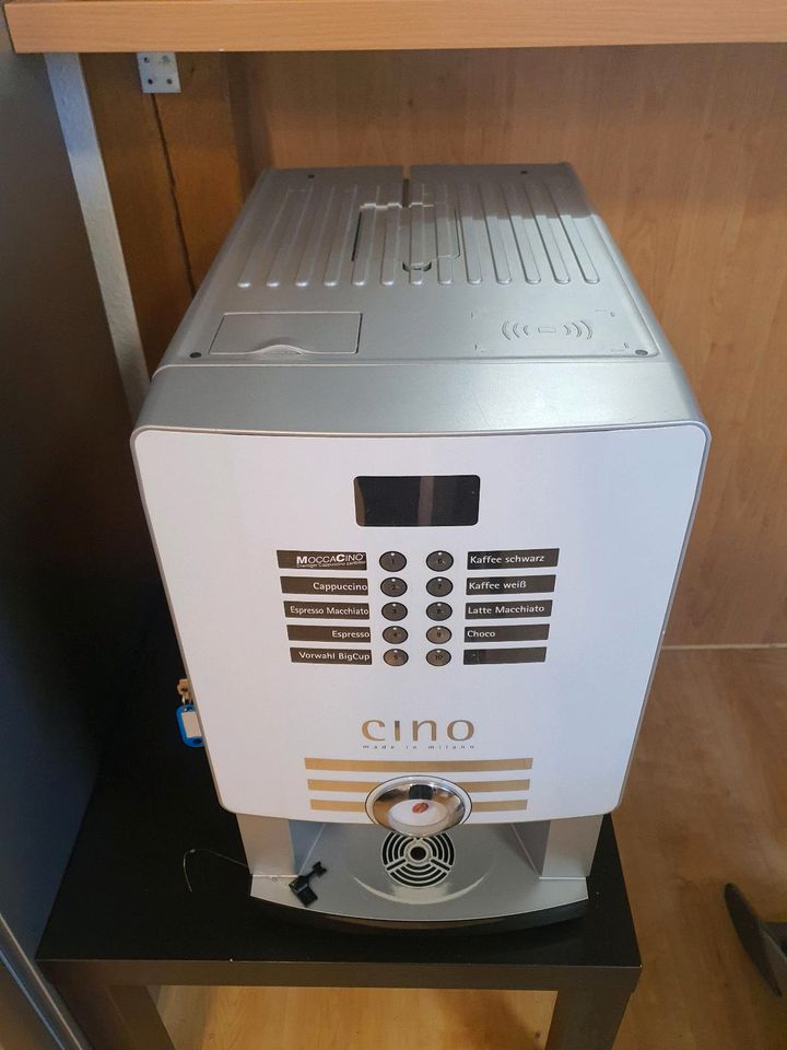 Genießen Sie das italienische Kaffeemaschine mit Cino-Maschine. in Riedlingen