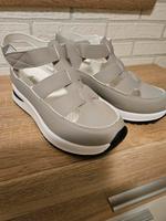 Damen -Sneaker Nordrhein-Westfalen - Kleve Vorschau