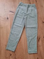 Asos cordhose hose damen gr.  34 xs salbeigrün Neu Nordrhein-Westfalen - Krefeld Vorschau