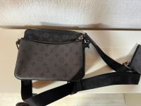 Louis Vuitton Trio Messenger Tasche Duisburg - Fahrn Vorschau